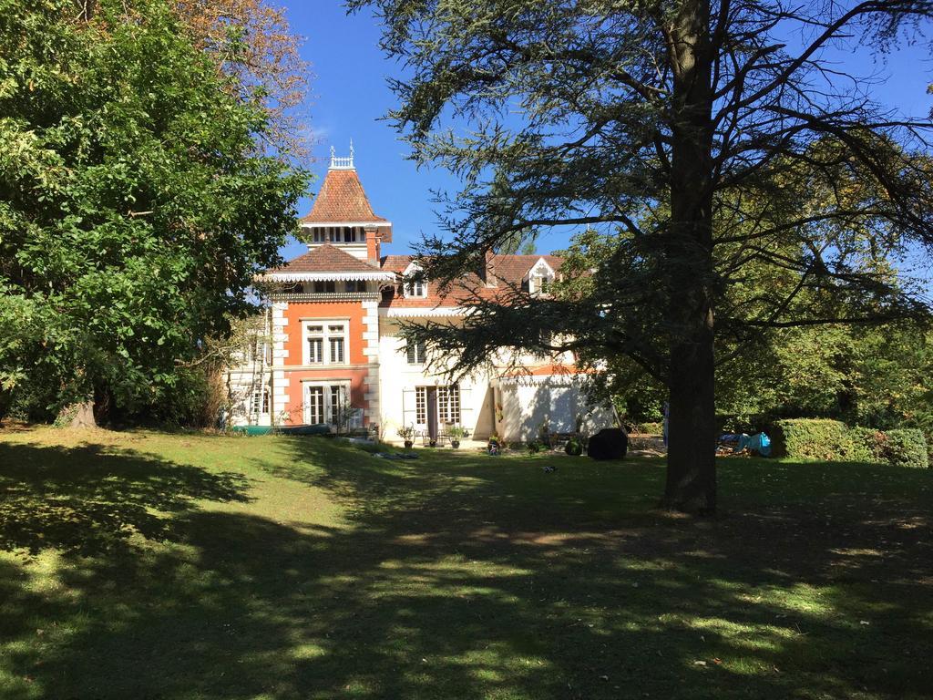 Le Chalet De Luxe Bed & Breakfast Saint-Séverin Dış mekan fotoğraf