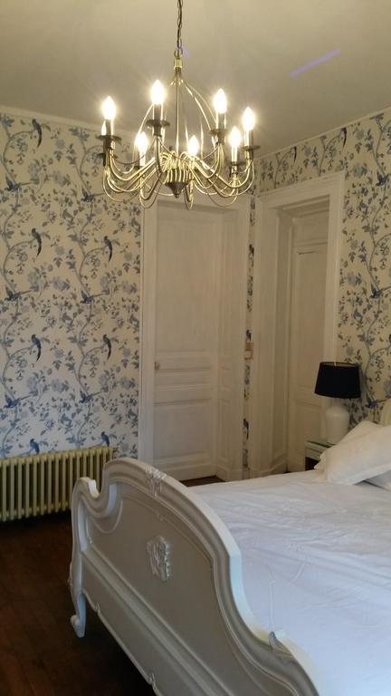 Le Chalet De Luxe Bed & Breakfast Saint-Séverin Oda fotoğraf