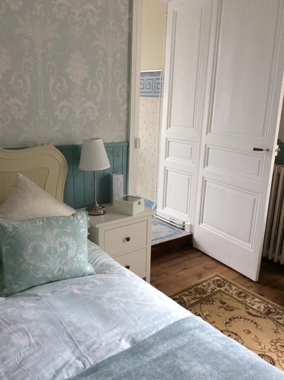 Le Chalet De Luxe Bed & Breakfast Saint-Séverin Oda fotoğraf