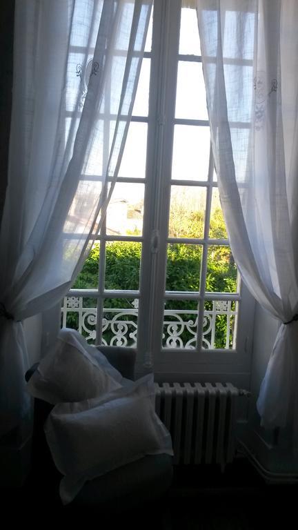 Le Chalet De Luxe Bed & Breakfast Saint-Séverin Oda fotoğraf